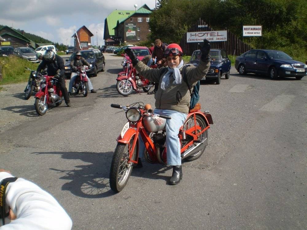 Rudi Obšil, špičkový silniční motocyklový závodník, který dokázal talentem, vůlí a pílí nemožné.